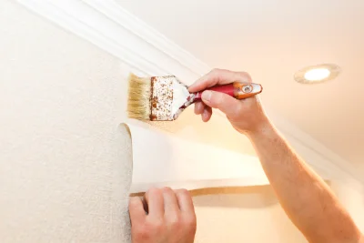 Pose de papier peint à Bénarville — revêtements muraux et toiles de verre